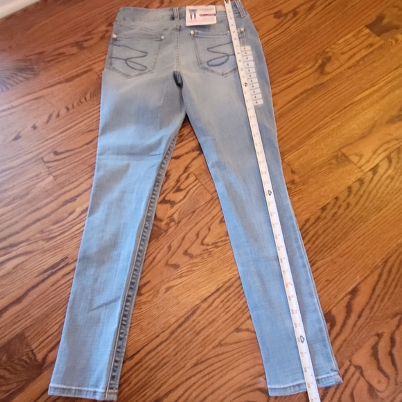 WomensSeven7 size 4 tummyless rupped skinny jeans - Picture 6 of 13